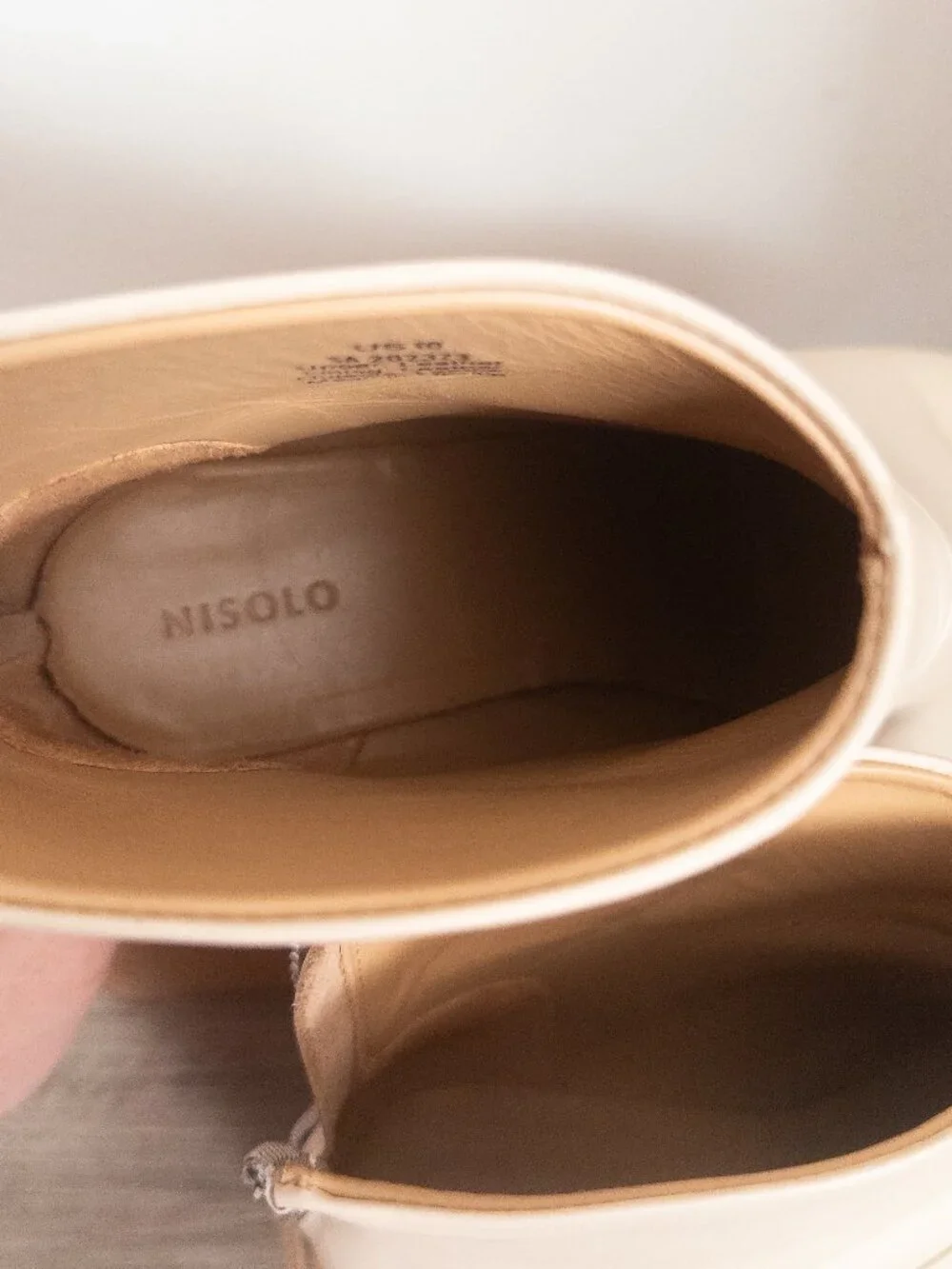 Nisolo White/Cream Dari Ankle Boots Size 10 - Leather Block Heel